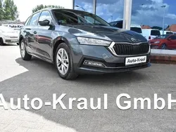 Quarzgrau metallic Gebraucht 2021 Skoda Octavia Style Kombi | 21.549 € (Guter Preis)