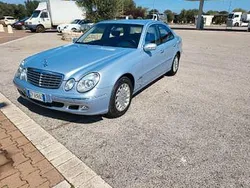 Blau Gebraucht 2003 Mercedes E270 Elegance Limousine | 15.000 €