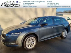 Grau Gebraucht 2022 Skoda Octavia Style Kombi | 28.990 € (Fairer Preis)