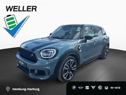 Grün Gebraucht 2022 Mini Cooper Countryman SUV | 30.850 € (Etwas zu teuer)