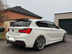 Weiß Gebraucht 2016 BMW M140 M Sport Kleinwagen | 34.950 €