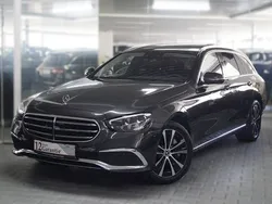 Grau Gebraucht 2022 Mercedes E300 Limousine | 30.990 € (Superpreis)