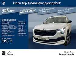 Moonweiss metallic moonweiss metallic Gebraucht 2023 Skoda Kodiaq SportLine SUV | 42.830 € (Etwas zu teuer)