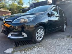 Schwarz Gebraucht 2015 Renault Scénic III LIMITED Van / Kleinbus | 6.999 € (Fairer Preis)