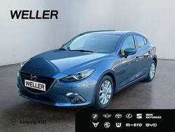 Blau Gebraucht 2016 Mazda 3 Nakama Limousine | 13.790 € (Fairer Preis)