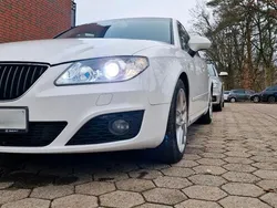 Weiß Gebraucht 2009 Seat Exeo Sport Limousine | 4.800 €