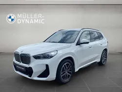 Weiß Neu 2024 BMW iX1 Comfort Edition SUV | 50.460 € (Guter Preis)