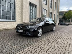 Schwarz Gebraucht 2021 Mercedes E300 Limousine | 39.990 € (Teuer)
