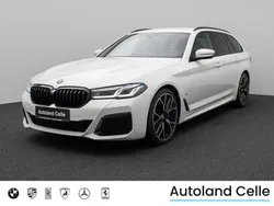 Alpinweiß uni300schwarz Gebraucht 2021 BMW 530 M Sport Limousine | 39.999 € (Fairer Preis)