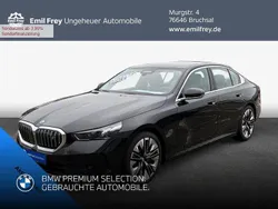 Black sapphire metallic Gebraucht 2025 BMW i5 Sport Line Limousine | 73.770 €