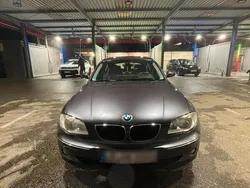 Grau Gebraucht 2006 BMW 116 Kleinwagen | 4.000 €