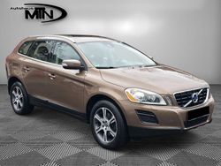 Braun Gebraucht 2011 Volvo XC60 SUV | 12.990 € (Fairer Preis)