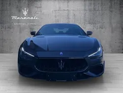 Grau Gebraucht 2021 Maserati Ghibli Coupé | 79.799 € (Superpreis)