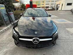 Schwarz Gebraucht 2018 Mercedes A200 Limousine | 21.500 € (Etwas zu teuer)