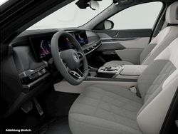 Gebraucht 2025 BMW 740 Comfort Edition Limousine | 118.345 € (Fairer Preis)