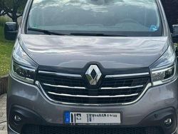 Grau Gebraucht 2021 Renault Trafic Van | 34.000 € (Fairer Preis)