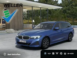 Blau Gebraucht 2022 BMW 320e Shadowline Kombi | 28.490 € (Fairer Preis)