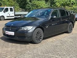 Schwarz Gebraucht 2005 BMW 318 Limousine | 2.999 € (Fairer Preis)