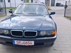 Blau Gebraucht 2001 BMW 740L Limousine | 13.600 €