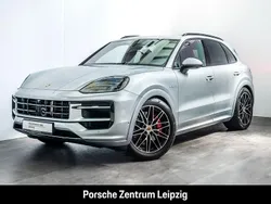 Silber Gebraucht 2024 Porsche Cayenne S E-Hybrid SUV | 109.800 € (Fairer Preis)