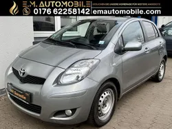 Silber Gebraucht 2009 Toyota Yaris Sol Kleinwagen | 6.490 € (Etwas zu teuer)