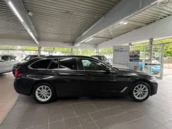 Sophistograu Gebraucht 2023 BMW 520 Sport Line Kombi | 36.700 € (Guter Preis)