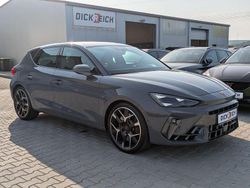 Grau Gebraucht 2025 Cupra Leon VZ Limousine | 34.950 € (Superpreis)