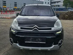Noir onyx Gebraucht 2014 Citroën Berlingo SELECTION Van / Kleinbus | 6.250 € (Guter Preis)