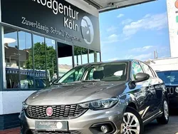 Colore esterno (grigio undergr Gebraucht 2016 Fiat Tipo Lounge Kombi | 7.790 € (Fairer Preis)