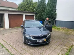 Grau Gebraucht 2018 Skoda Octavia LAURIN & KLEMENT Kombi | 15.400 € (Fairer Preis)