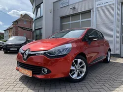 Rot Gebraucht 2016 Renault Clio IV LIMITED Limousine | 9.440 € (Fairer Preis)