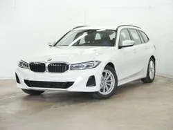 Alpinweiss iii Gebraucht 2024 BMW 318 Kombi | 35.950 € (Fairer Preis)