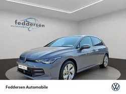 Gebraucht 2024 VW Golf VIII Life Limousine | 25.988 € (Fairer Preis)