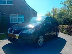 Schwarz Gebraucht 2009 VW Touran United Van / Kleinbus | 6.500 €