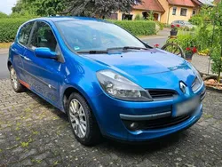 Blau Gebraucht 2006 Renault Clio II Kleinwagen | 800 € (Superpreis)