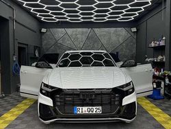 Weiß Gebraucht 2021 Audi Q8 S-Line SUV | 75.000 €