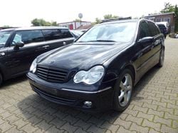 Schwarz Gebraucht 2005 Mercedes C200 AMG Kombi | 3.999 € (Etwas zu teuer)