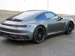 Grün Gebraucht 2022 Porsche 911 Carrera Coupé | 115.900 € (Fairer Preis)