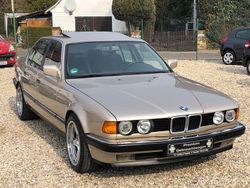 Gold Gebraucht 1992 BMW 730 Limousine | 12.900 €