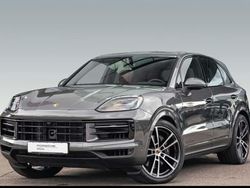 Grau Gebraucht 2024 Porsche Cayenne SUV | 111.900 € (Fairer Preis)