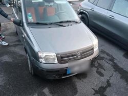 Grau Gebraucht 2007 Fiat Panda Kleinwagen | 2.500 €