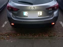 Grau Gebraucht 2014 Mazda 3 Limousine | 15.500 €