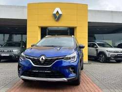 Ironblau metallic, black pearlschwarz metallic (blau) Neu 2024 Renault Captur Techno SUV | 27.739 € (Fairer Preis)