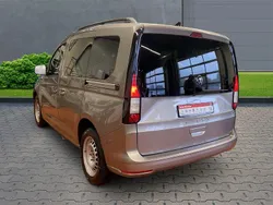 Beige Gebraucht 2021 VW Caddy Life Van / Kleinbus | 23.870 € (Fairer Preis)