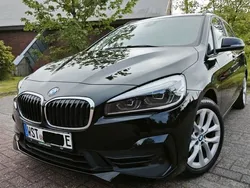 Schwarz Gebraucht 2019 BMW 225 Active Tourer iPerformance Van / Kleinbus | 17.600 € (Guter Preis)