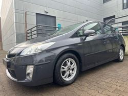 Grau Gebraucht 2011 Toyota Prius Life Limousine | 7.480 € (Guter Preis)