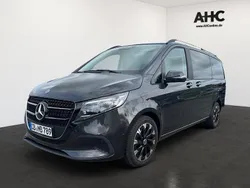 Graphitgrau metallic Gebraucht 2025 Mercedes V300 Style Van / Kleinbus | 72.590 € (Etwas zu teuer)