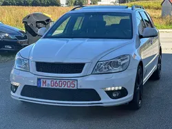 Weiß Gebraucht 2011 Skoda Octavia RS Kombi | 6.990 € (Superpreis)