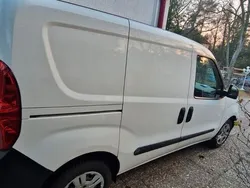 Weiß Gebraucht 2020 Fiat Doblò Lounge Van / Kleinbus | 10.935 € (Fairer Preis)