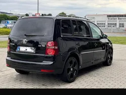Schwarz Gebraucht 2009 VW Touran Van / Kleinbus | 3.600 € (Fairer Preis)